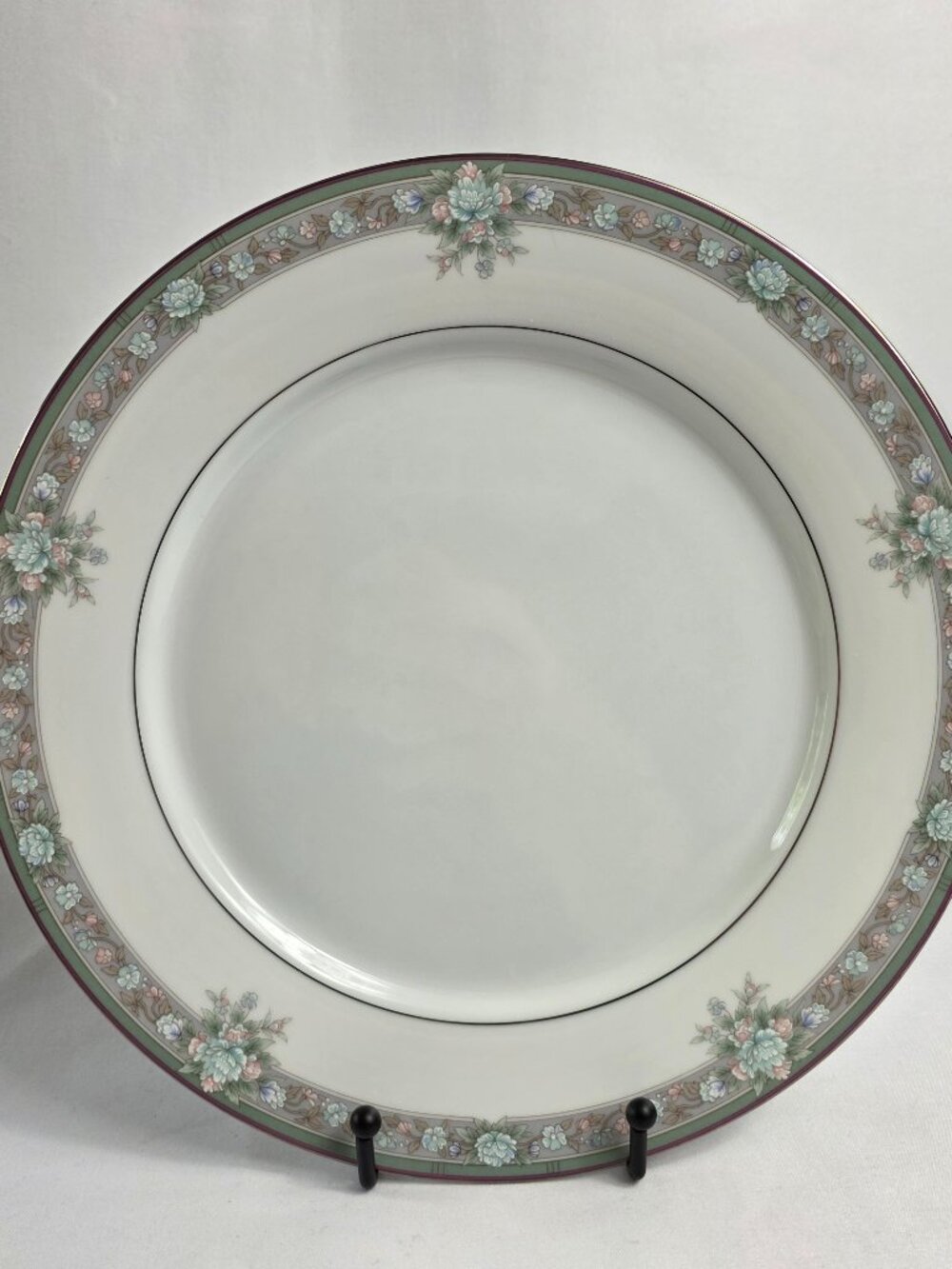 Noritake Lunceford Dinner Plate Pastel Floral Band Legendary Line